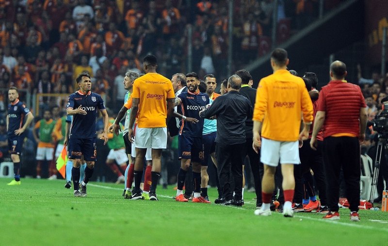 Galatasaray şampiyonluğu böyle kutladı! İşte görüntüler