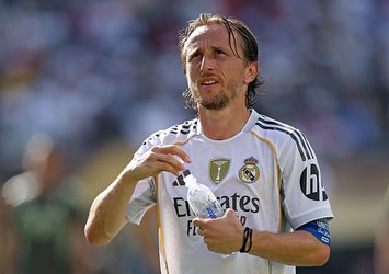 Modric resmen imzayı atıyor!