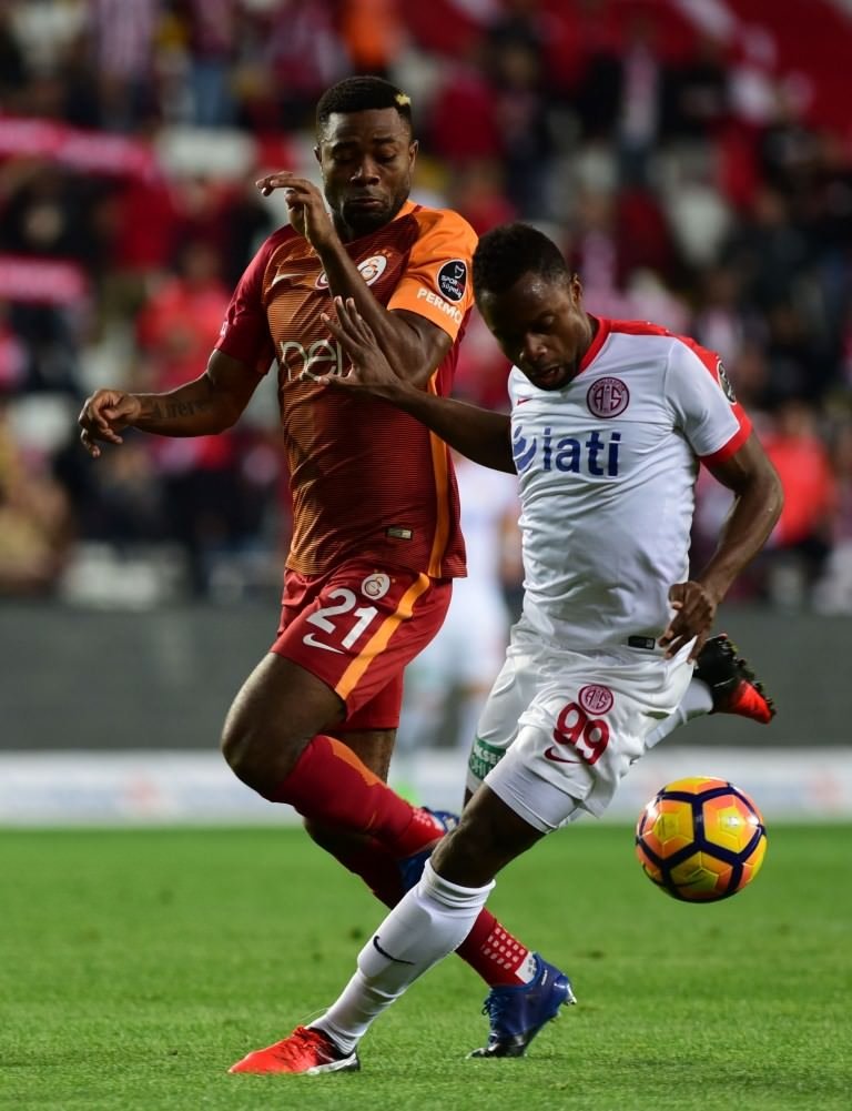 Antalyaspor-Galatasaray karşılaşmasından kareler