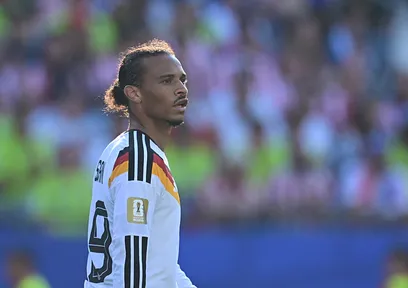 Leroy Sane stadyumdan üzgün ayrıldı!