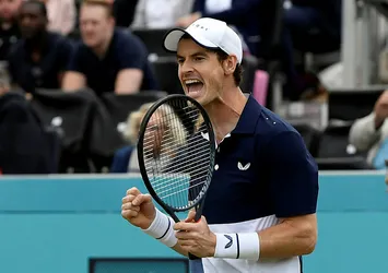 Andy Murray kortlara döndü