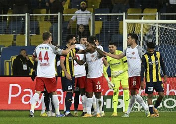 Ümraniyespor deplasmanda ilk kez güldü!