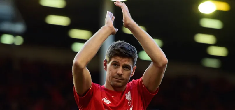 Steven Gerrard futbolu bıraktığını açıkladı