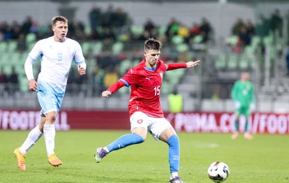 Beşiktaş’a Çekyalı orta saha!