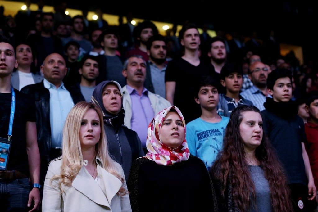 Futbolun yıldızları Darülaceze için oynadı