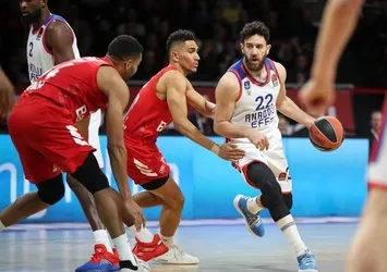 Anadolu Efes farklı kazandı!