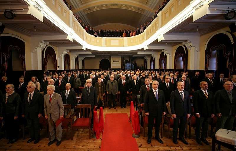 Esref Hamamcioglu Galatasaray Da Elestiriye Tahammulsuzluk Var Aspor