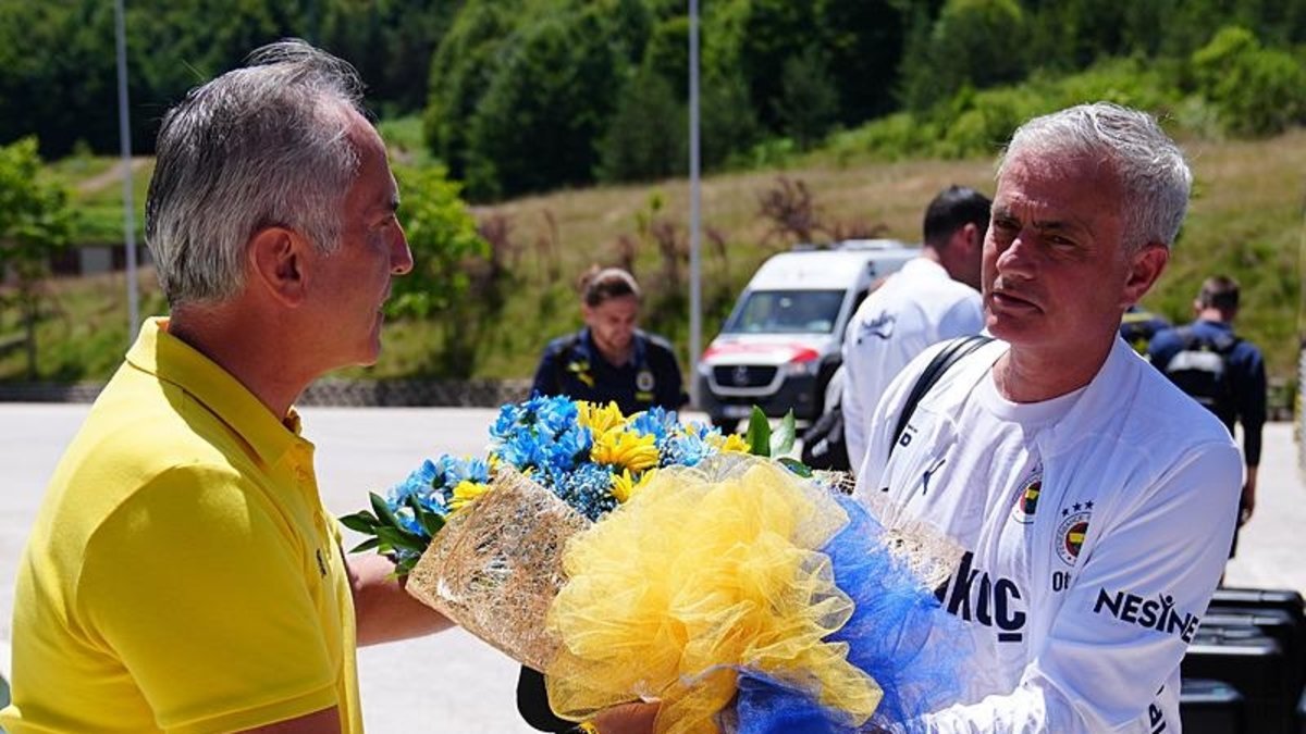 FENERBAHÇE HABERLERİ: Jose Mourinho ilk antrenmanına çıktı!