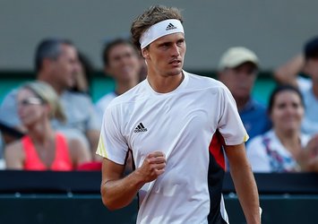 Zverev'e 8 hafta men!