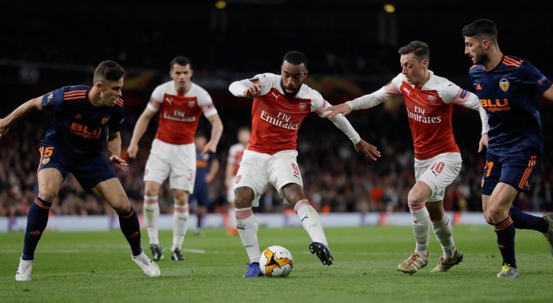 Aubameyang’dan takla şov! İşte o anlar...