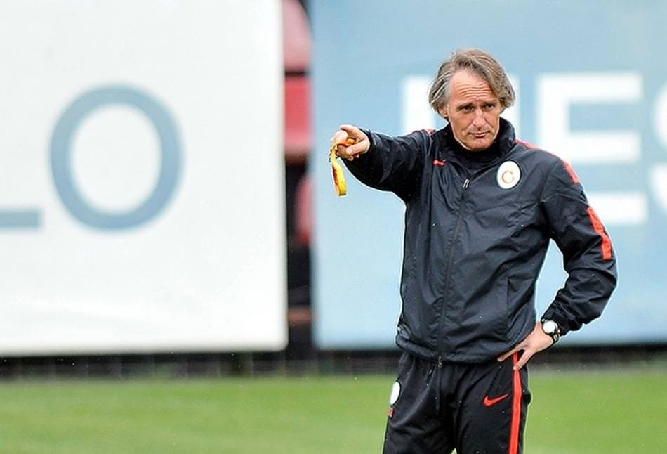 Galatasaray yönetiminden Riekerink’e 3 önemli uyarı!