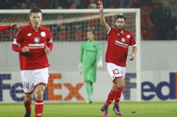 UEFA Avrupa Ligi’nde olaylı gece!
