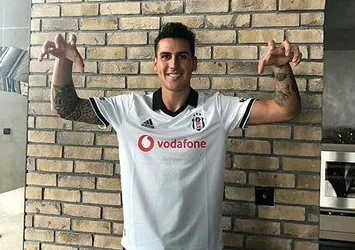 Beşiktaş'ta yeni transferler imzalıyor