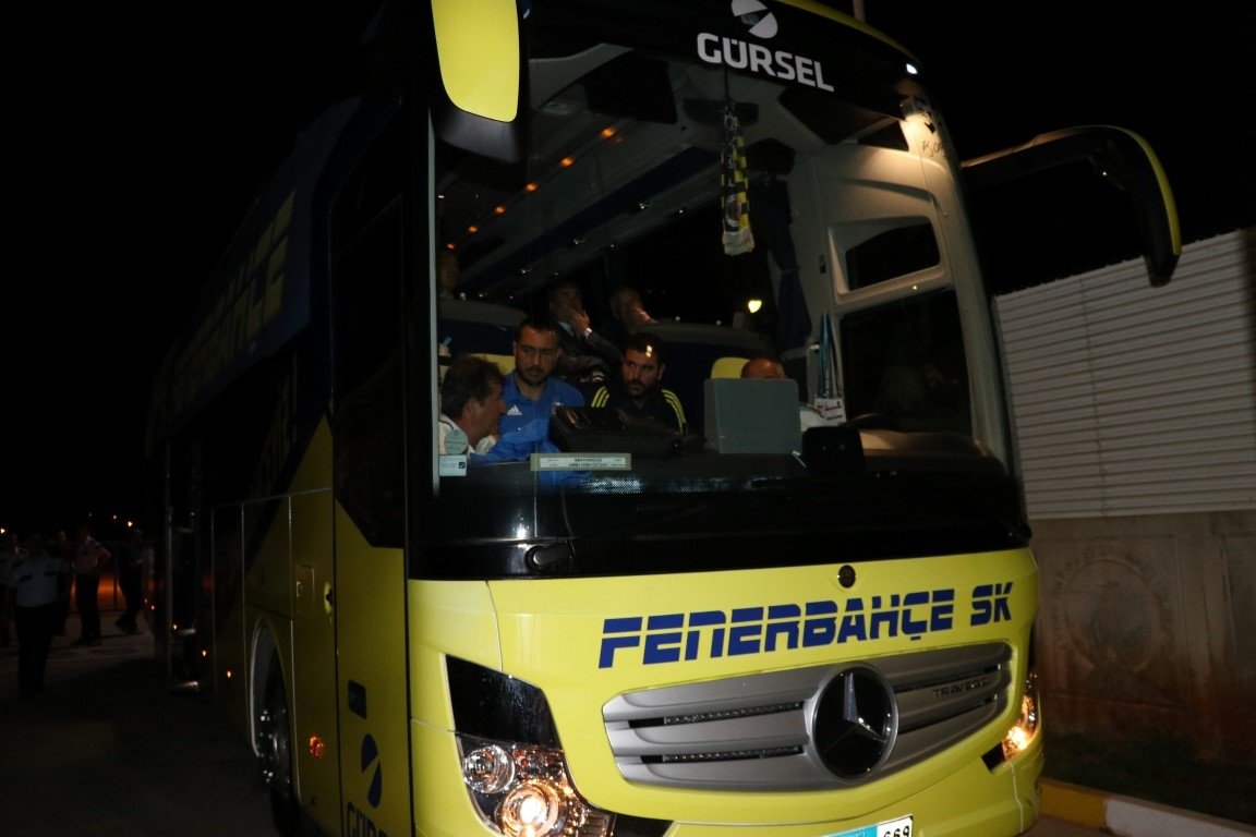 Fenerbahçe kafilesi Antalya’da