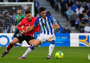 Sociedad Alaves'i ateşe attı!