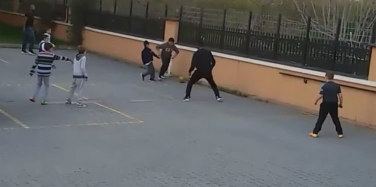 Fenerbahçe’nin yıldızı mahalle maçında