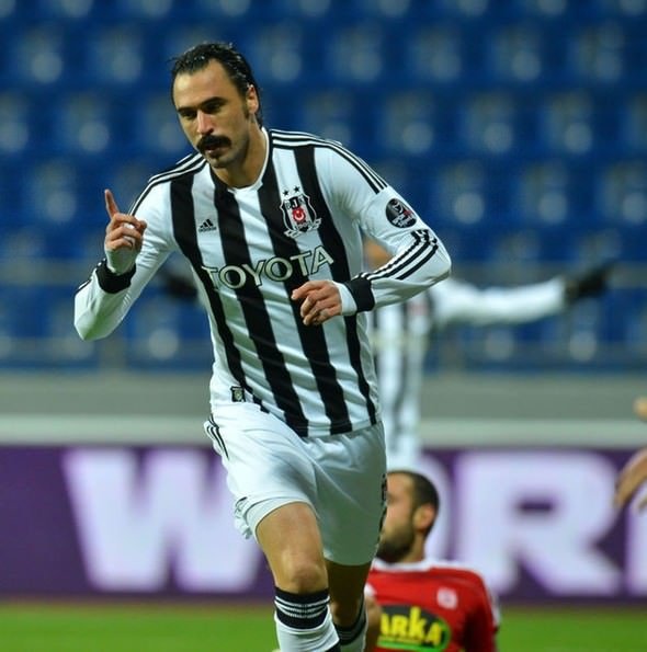 3 büyüklerde forma giyen isimler şimdi nerede?