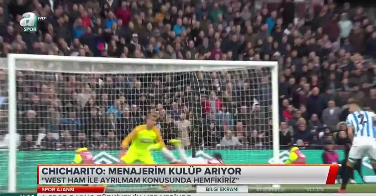 Chicharito: "Menajerim kulüp arıyor"