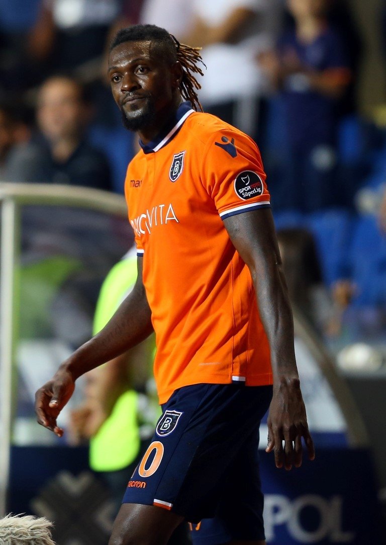 Galatasaray’da Adebayor bombası