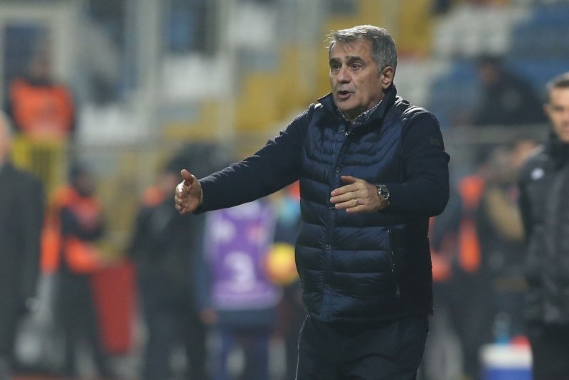 Kasımpaşa - Beşiktaş maçından kareler