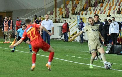Fenerbahçe’de 5 futbolcu sınırda geçti!