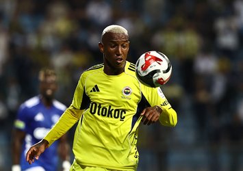 Talisca'dan Türkçe şarkı! İşte o görüntüler