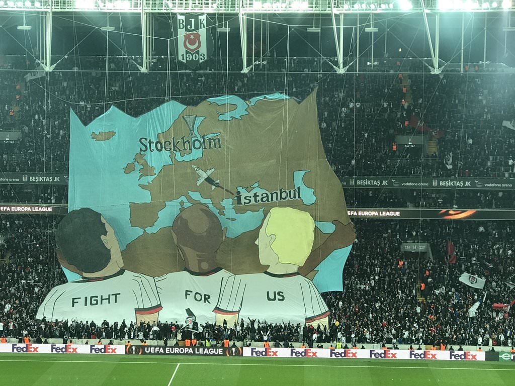 Beşiktaş maçına damga vuran koreografi
