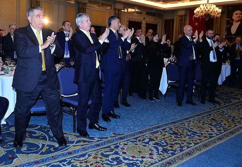 Aziz Yıldırım’dan Mahmut Uslu’ya sert sözler