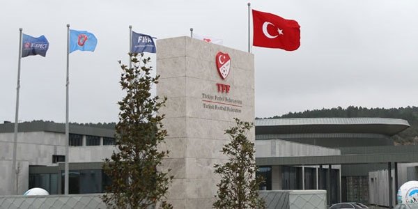 Sahada 3 Türk zorunlu olacak!