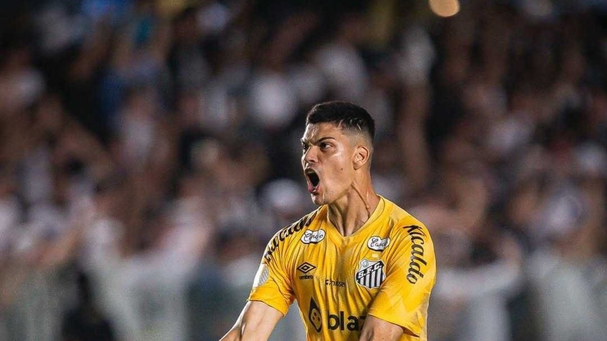 Beşiktaş yeni teklif hazırlığında! Brezilyalı eldiven için o bedel...