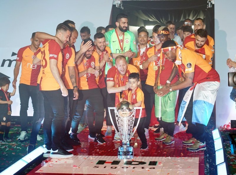 Son dakika haberi: Galatasaray transferde bombalarını patlattı! Liste ortaya çıktı