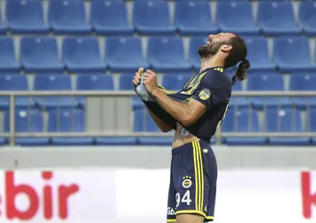 F.Bahçe'de düşüş sürüyor! 9 haftada...