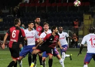 Gençler kazanmayı bildi