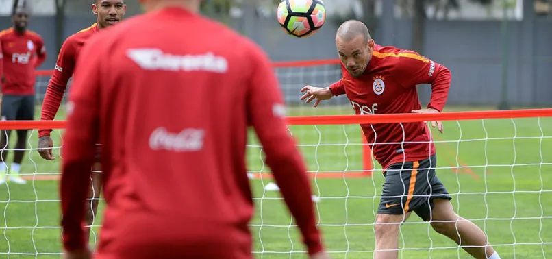 Wesley Sneijder, Sparta Prag'a mı transfer oluyor?