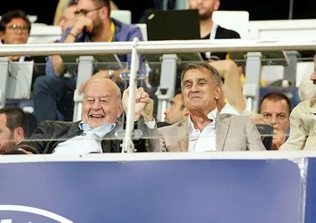 Şenol Güneş tribünde