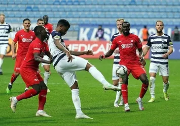 Sivasspor ikinci yarıda açıldı!