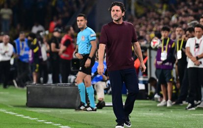 Fatih Tekke: Ülkede futbol oynanmıyor!