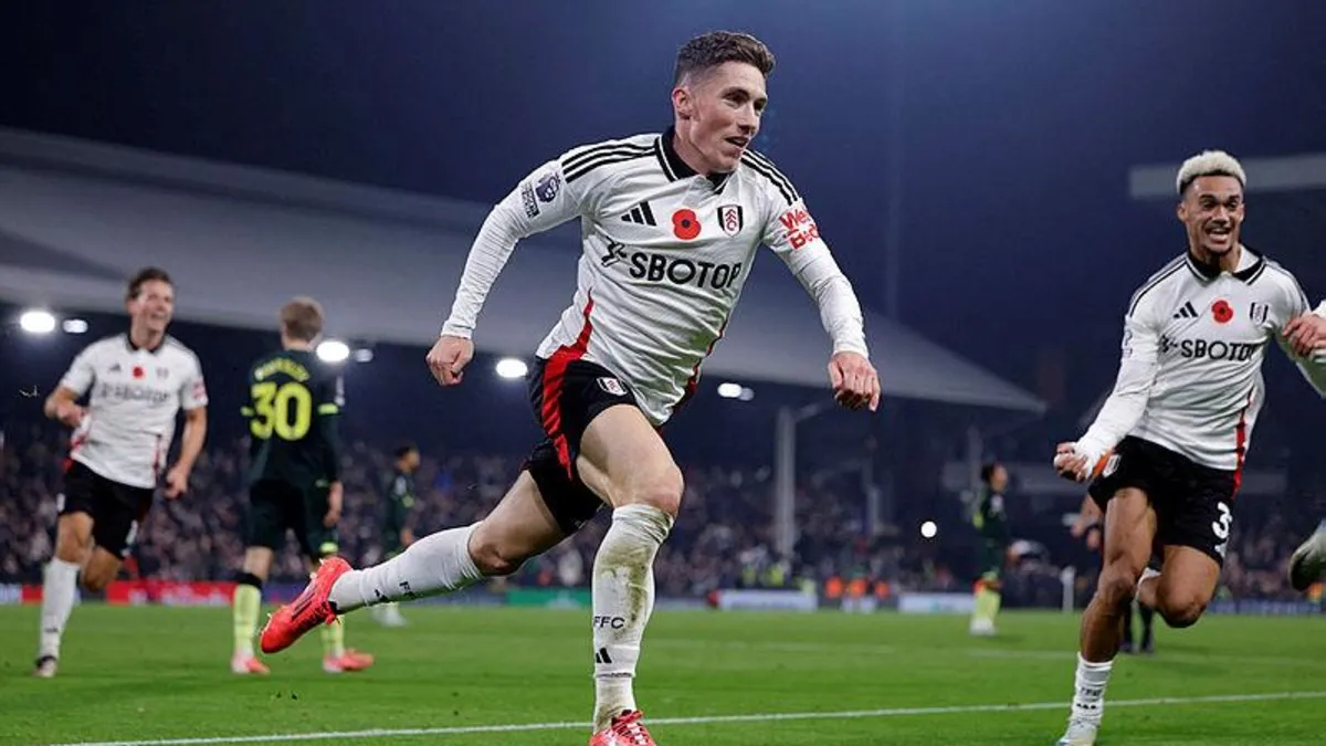 Fulham 2-1 Brentford (MAÇ SONUCU-ÖZET)