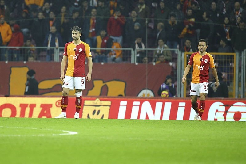 Levent Tüzemen, Galatasaraylı iki oyuncuyu sert eleştirdi!