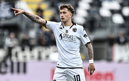 Beşiktaş’ın Esposito ısrarı