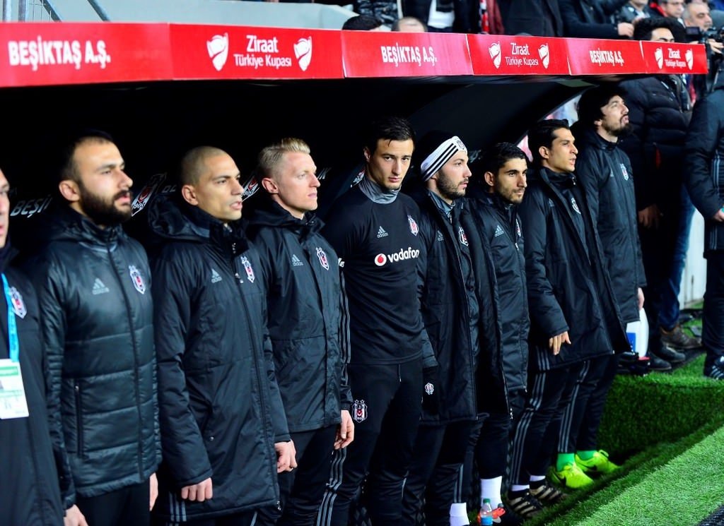 Beşiktaş-Fenerbahçe karşılaşmasından kareler