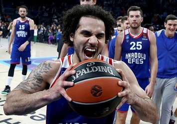 Rekorların adamı Shane Larkin