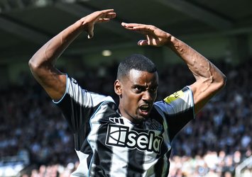 Newcastle'dan Isak'a veto!