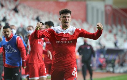 Antalyaspor’da Gökdeniz Bayrakdar Bodrumspor’a kiralandı!