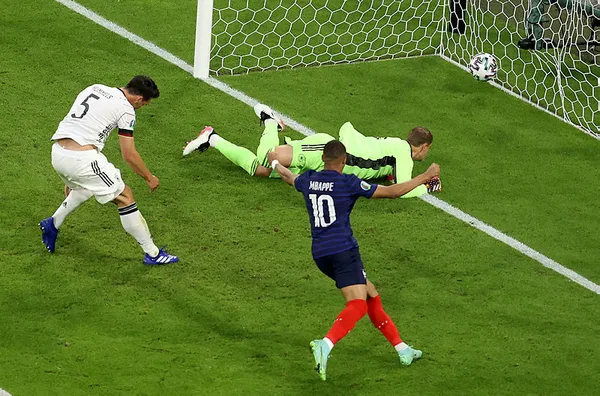Son dakika EURO 2020 haberi: Fransa - Almanya maçında Mats Hummels kendi kalesine attı! İşte o pozisyon... - 3