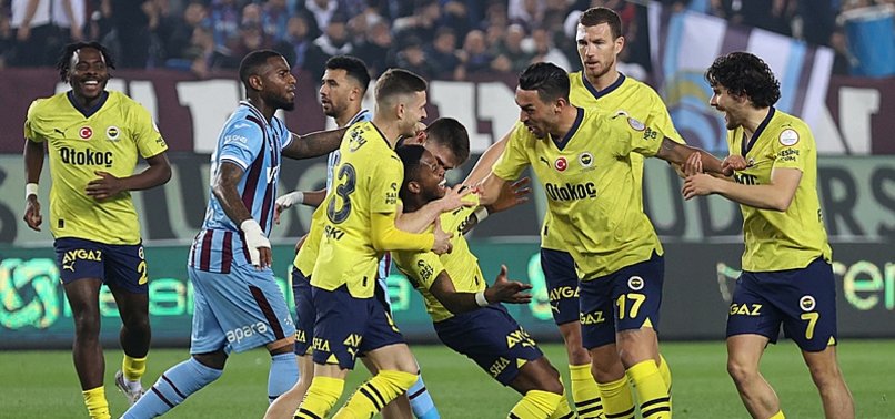 Erman Toroğlu Trabzonspor - Fenerbahçe maçının ilk yarısını yorumladı!