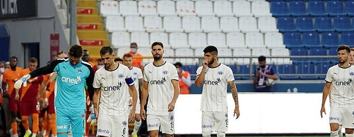 kasimpasa-galatasaray-maci-canli-izle-sifresiz-kasimpasa-galatasaray-maci-saat-kacta-hangi-kanalda-canli-veril-1662904261825.jpg