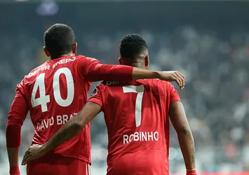 Sivasspor'un gollerinde Robinho imzası