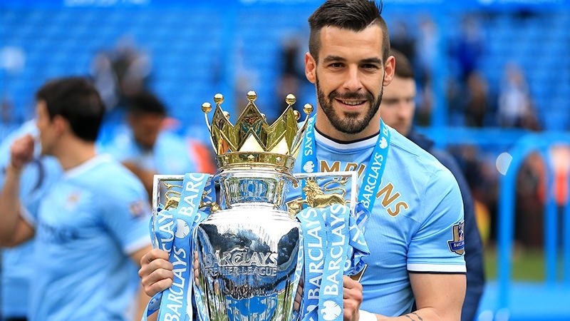 10 maddede Negredo