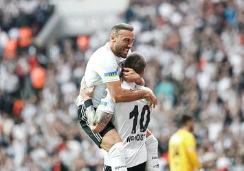 Cenk Tosun maça damga vurdu!